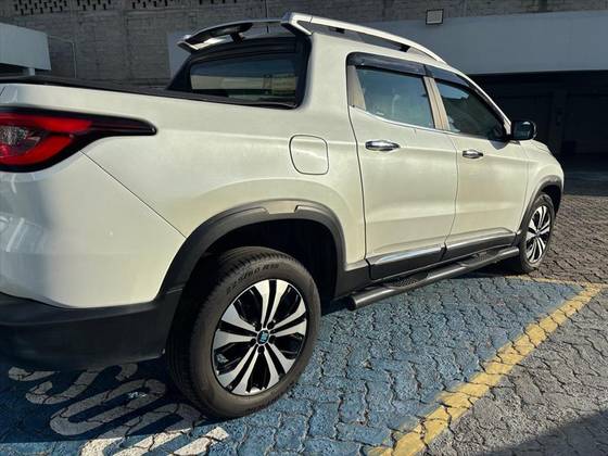 FIAT TORO 1.3 TURBO 270 FLEX VOLCANO AT6 FIAT TORO 1.3 TURBO 270 FLEX VOLCANO AT6
